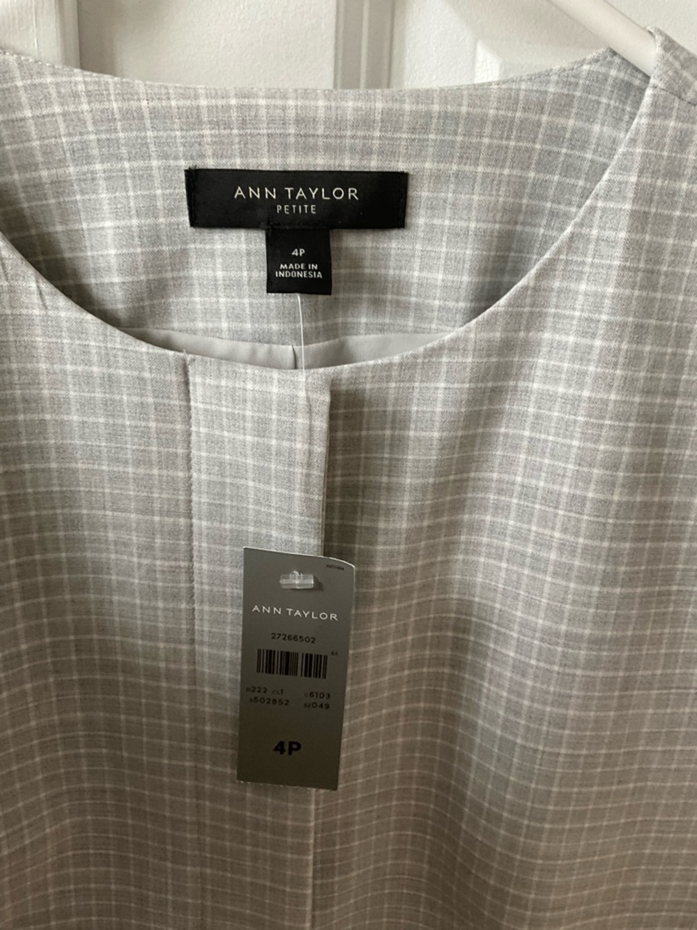 Ann Taylor Gray Windowpane Collarless Blazer